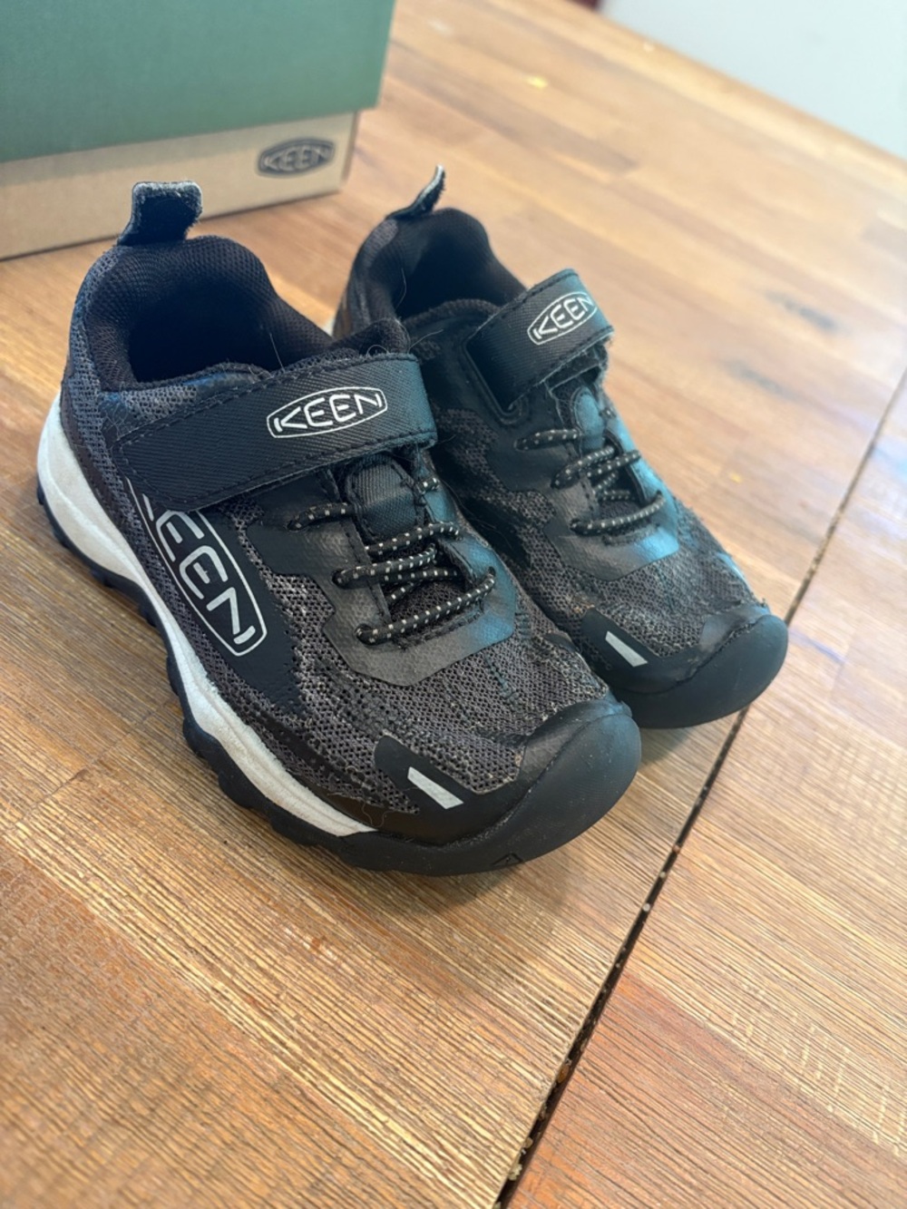 Keen Kids Black and Gray Hook-and-Loop Sneakers